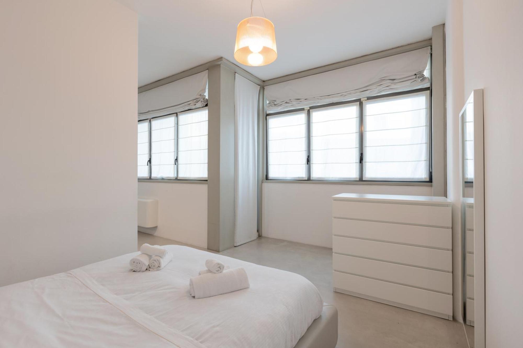 Ampio Bilocale Repubblica - Mirable Pm Apartment Milano Ngoại thất bức ảnh